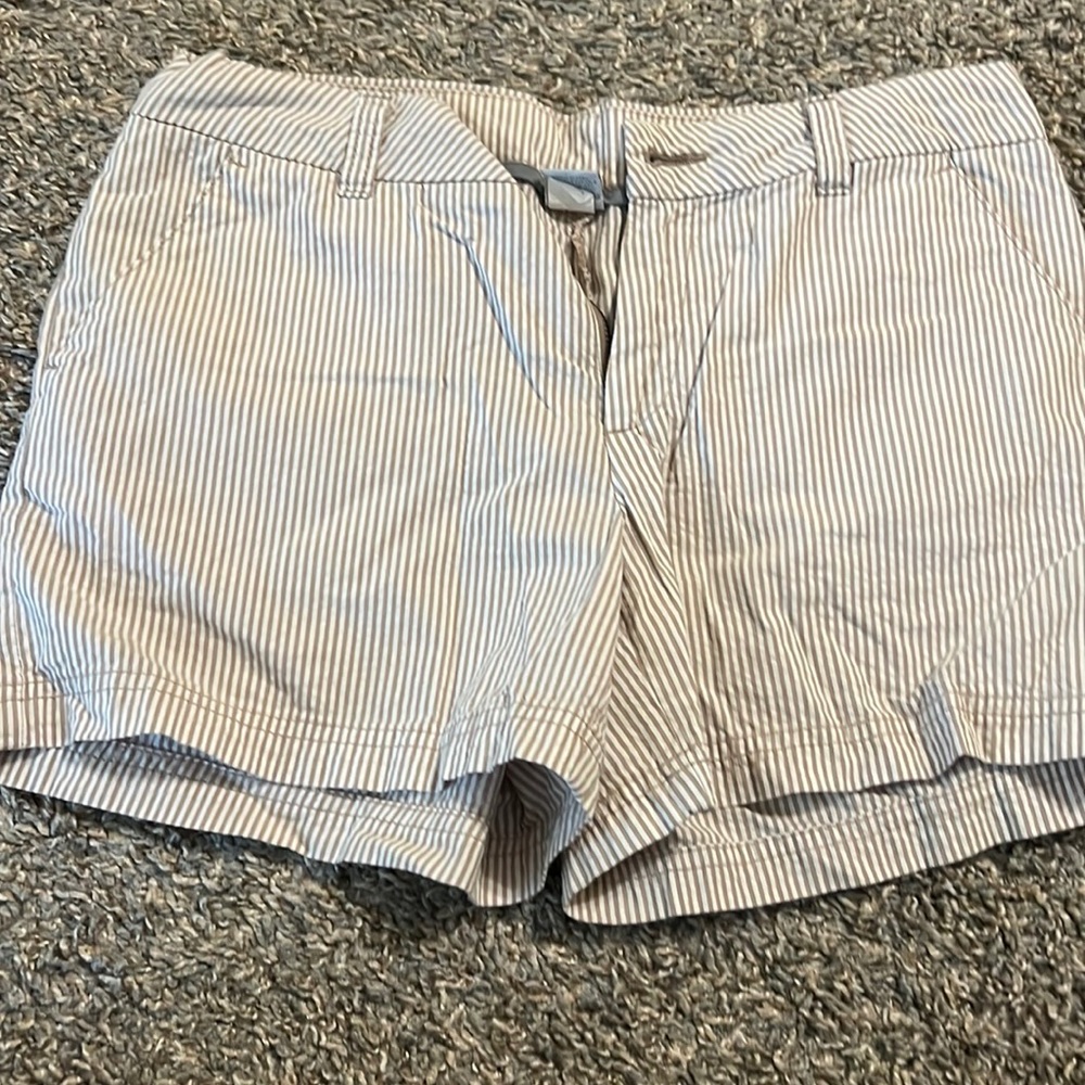 BCG shorts- perfect condition, sz 4